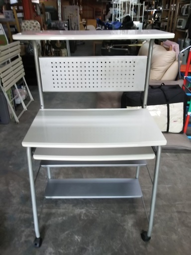 ［スチール製PCデスク］⁑リサイクルショップヘルプ