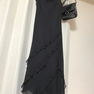 結婚式の二次会に！黒シルクのロングドレス