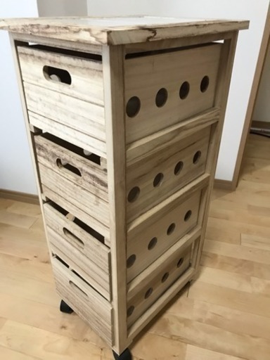 【取引中】桐の収納4段ケース