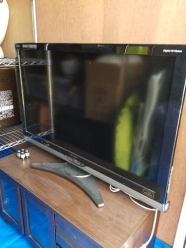 シャープ40型LEDテレビ