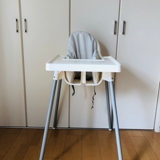 取引中41.  IKEA ハイチェア クッション付きの画像