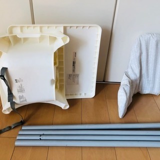 取引中41.  IKEA ハイチェア クッション付きの画像