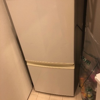 シャープ137L 2ドア SJ14R 美品冷蔵庫0円