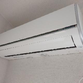 2009年 東芝.ルームエアコンRAS-281PDW