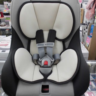 タカタ TAKATA　チャイルドシート 新生児～OK リクライニ...