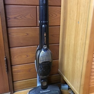 エルゴラピード コードレス掃除機