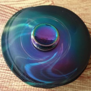 ☆収納ケース付き☆ハンドスピナー 花型 オーロラカラー  花 形　おもちゃの画像