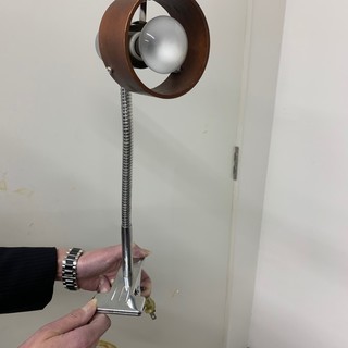 クリップ式卓上ライト
