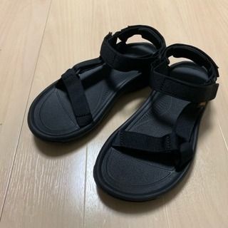 teva サンダル 【新品、未使用、箱付き】