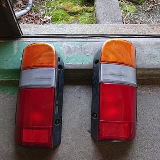 100系ハイエース純正テール