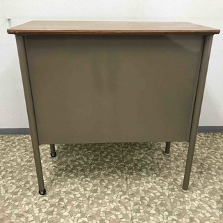 教卓（90x45cm、高さ90cm)