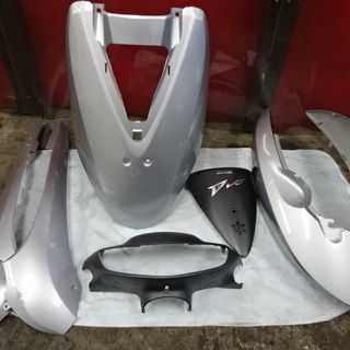 ＨＯＮＤＡ　Ｄｉｏ　ＡＦ６２・６８純正外装セット
