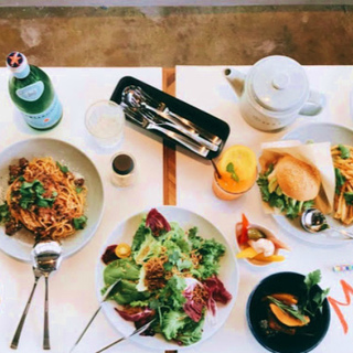 インスタ映えするお店です／アルバイト募集！未経験者ＯＫ