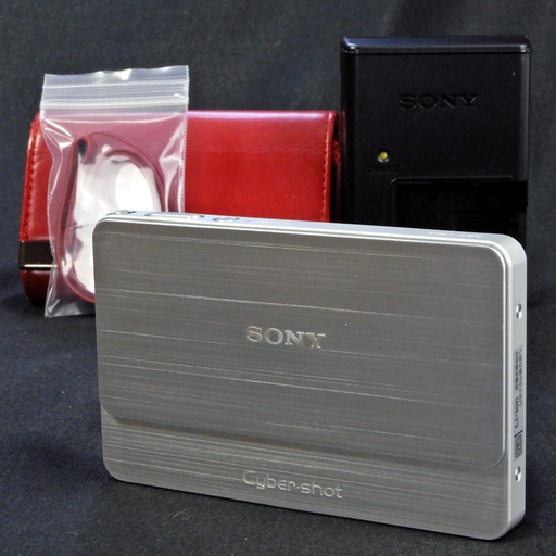 SONY デジタルカメラ Cybershot T700 1010万画素 光学4倍ズーム 内蔵メモリ4GB 3.5型タッチパネル液晶 シルバー  Used
