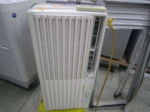 小泉　KAW-1817 ウィンドウエアコン　２０１１年製枠リモコン付き取付工事不要！