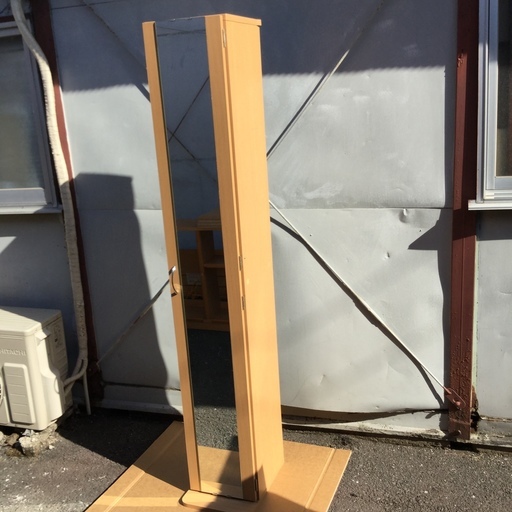 鏡扉付き 収納棚 高さ２メートル A