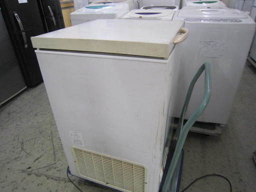 ストッカー　102L　TOSHIBA