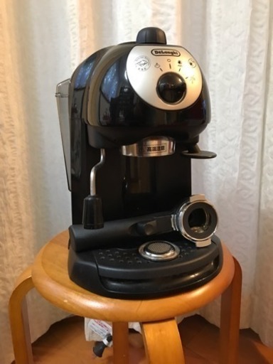 デロンギ エスプレッソマシーンEC200NーB