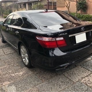 レクサスLS600ハイブリッド走行少ない5万キロ代コミコミ198万円の画像