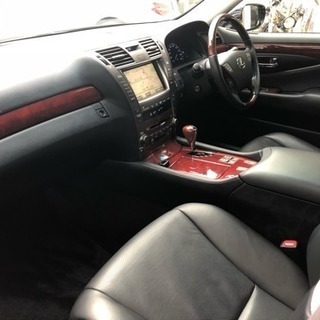 レクサスLS600ハイブリッド走行少ない5万キロ代コミコミ198万円の画像