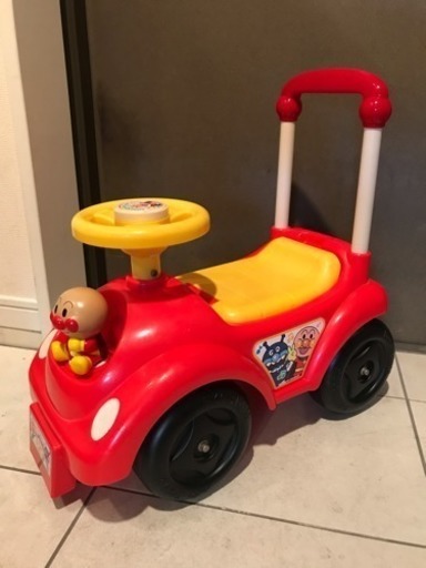 アンパンマンの四輪車
