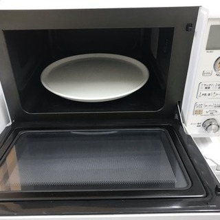 家電祭り　20％OFFキャンペーン中【リサイクルサービス八光　田上店　安心の3か月保証　配達・設置OK】シャープ オーブンレンジ エディオンオリジナル 【取り出し忘れ防止機能付き】 ホワイト系 REBE2Wの画像