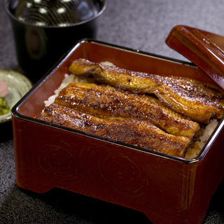 うなぎ料亭　ホール業務全般【生活スタイルに合わせて働ける環境です】の画像