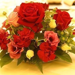 卒業式・入学式・退職など・・・お花のご注文お待ちしております。