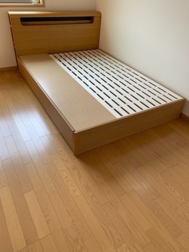 ベッドフレーム セミダブル