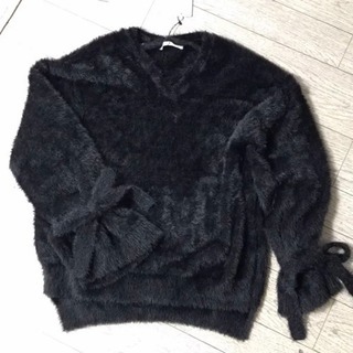 イーハイフン  シャギーニット 新品タグ付き