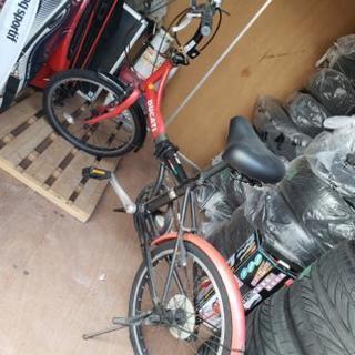 DUCATI 