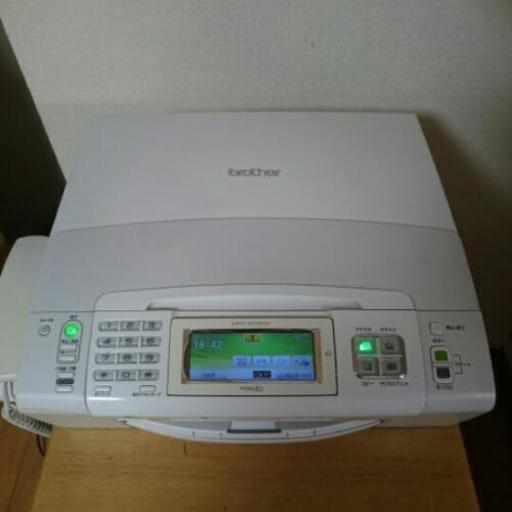 brotherの白いファックス付き電話機