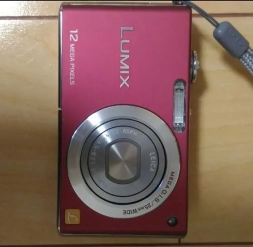 デジタルカメラ　Panasonic　FX40