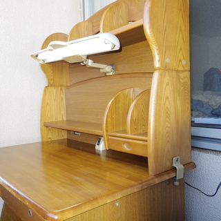 中古綺麗な”ヒカリサンデスク 　学習机 （W100ｃｍ×H１４５...