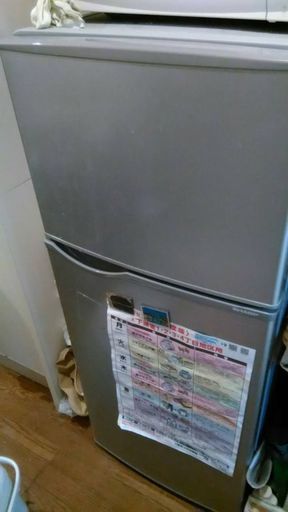 2015年購入　シャープ　冷蔵庫・冷凍庫