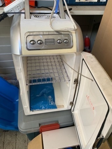 ミニ冷蔵庫です！値下げ