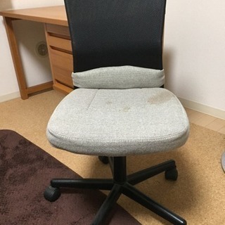 ニトリのワークチェア グレー