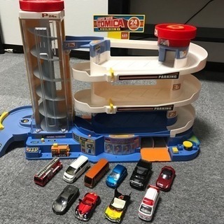 トミカ スーパーオートトミカビル トミカ付きの画像