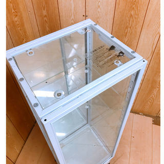 残り1台！ガラスショーケース 幅30x奥行25cm×高さ100 陳列 棚 飾り棚 ディスプレイ　ミラー　コスメ　ネイル　引取限定 の画像