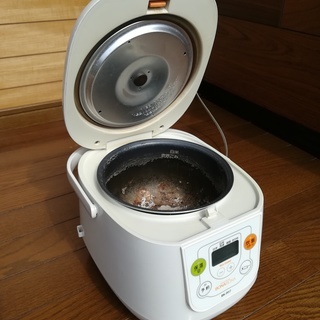 【炊飯器】シー・シー・ピー　炊飯ジャー　BK-R17-WH