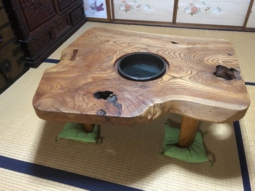 自然木のテーブル 火鉢付き