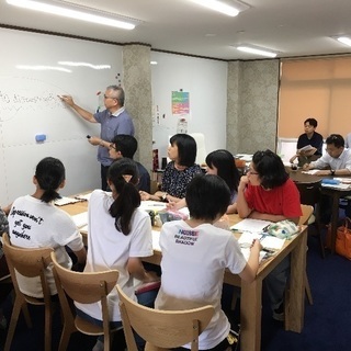 壁全面ホワイトボードの貸し教室、貸し会議室 − 京都府