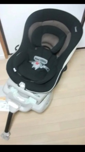 コンビ チャイルドシート ゼウスターン