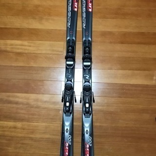 練習用に使えるスキーです