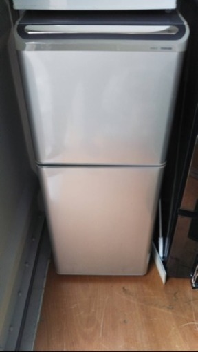 早い者勝ち☆TOSHIBA☆2ドア冷蔵庫