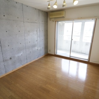 初期費用3.9万円キャンペーン！コンクリート打ちっぱなしのお洒落...
