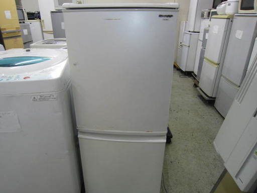シャープ冷蔵庫137L　２０１０年製　SJ-14S-W