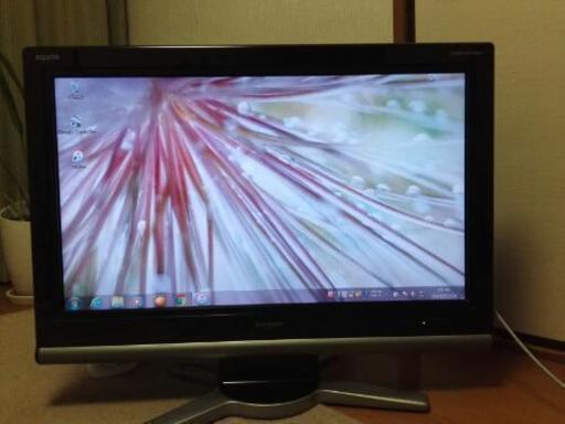 SHARP  AQUOS 32インチ　パソコンモニター用に使用