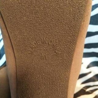 新品·試着のみ　ブラウン　茶色　ベルト&ファー付きブーツ　サイズM👢の画像