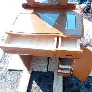 鈴木木工家具　照明付き鏡台　化粧台　ミラー　コンセント付き　花型ランプ　の画像